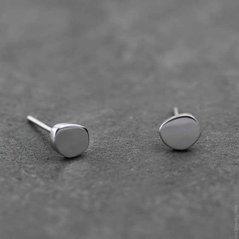 .314 THE RIVER PEBBLES - XL | STUDS